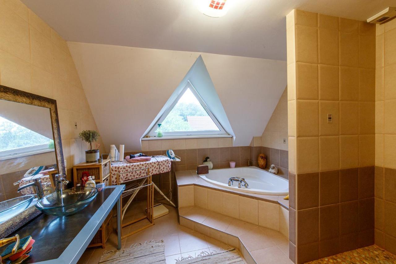 Chambre Avec Grand Lit Soultz-sous-Forets Exterior foto